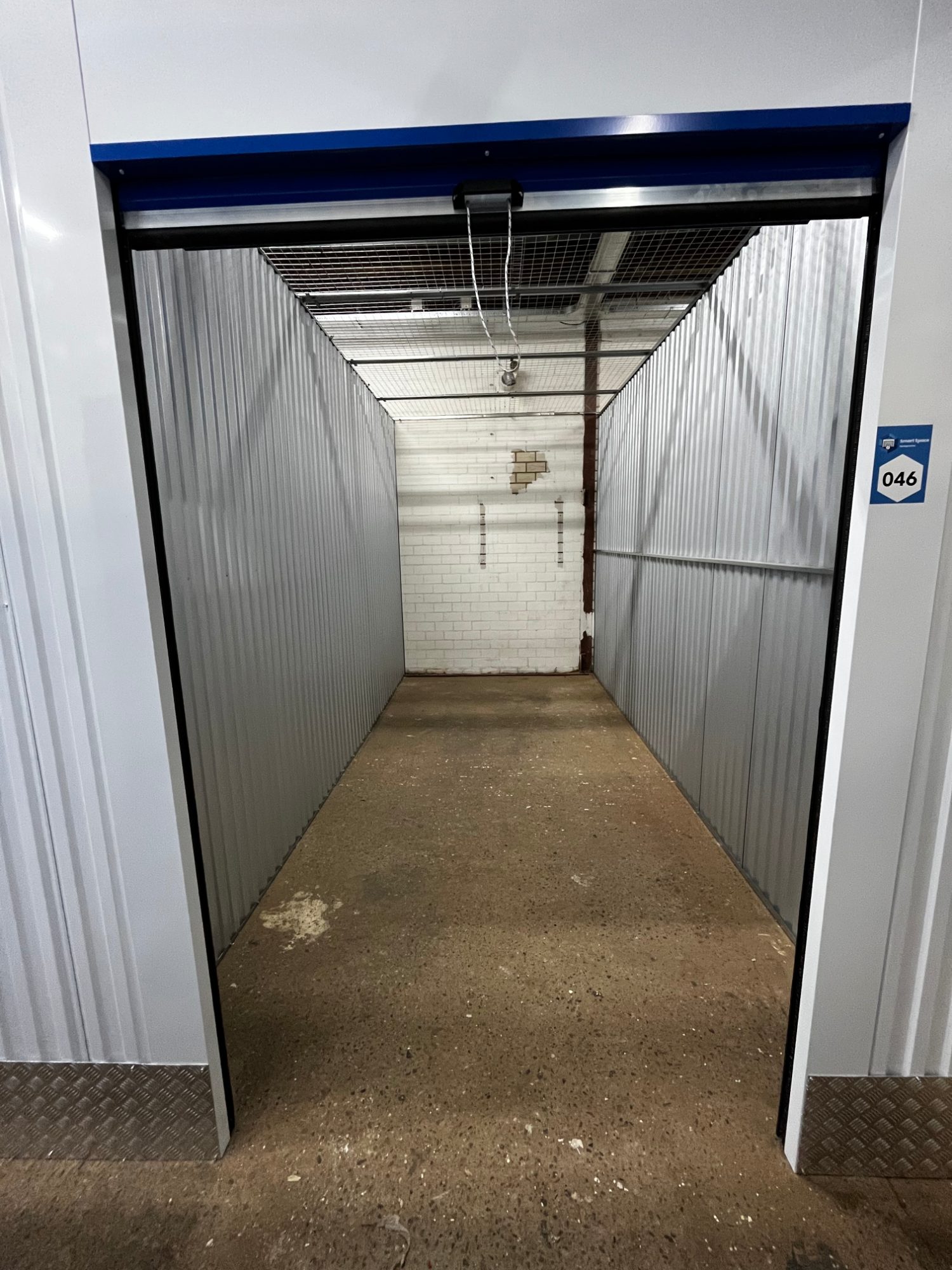 Opslagbox Large+ 36 m³ (12 m²) in Geleen – Sittard-Geleen — foto 3 in Sittard-Geleen