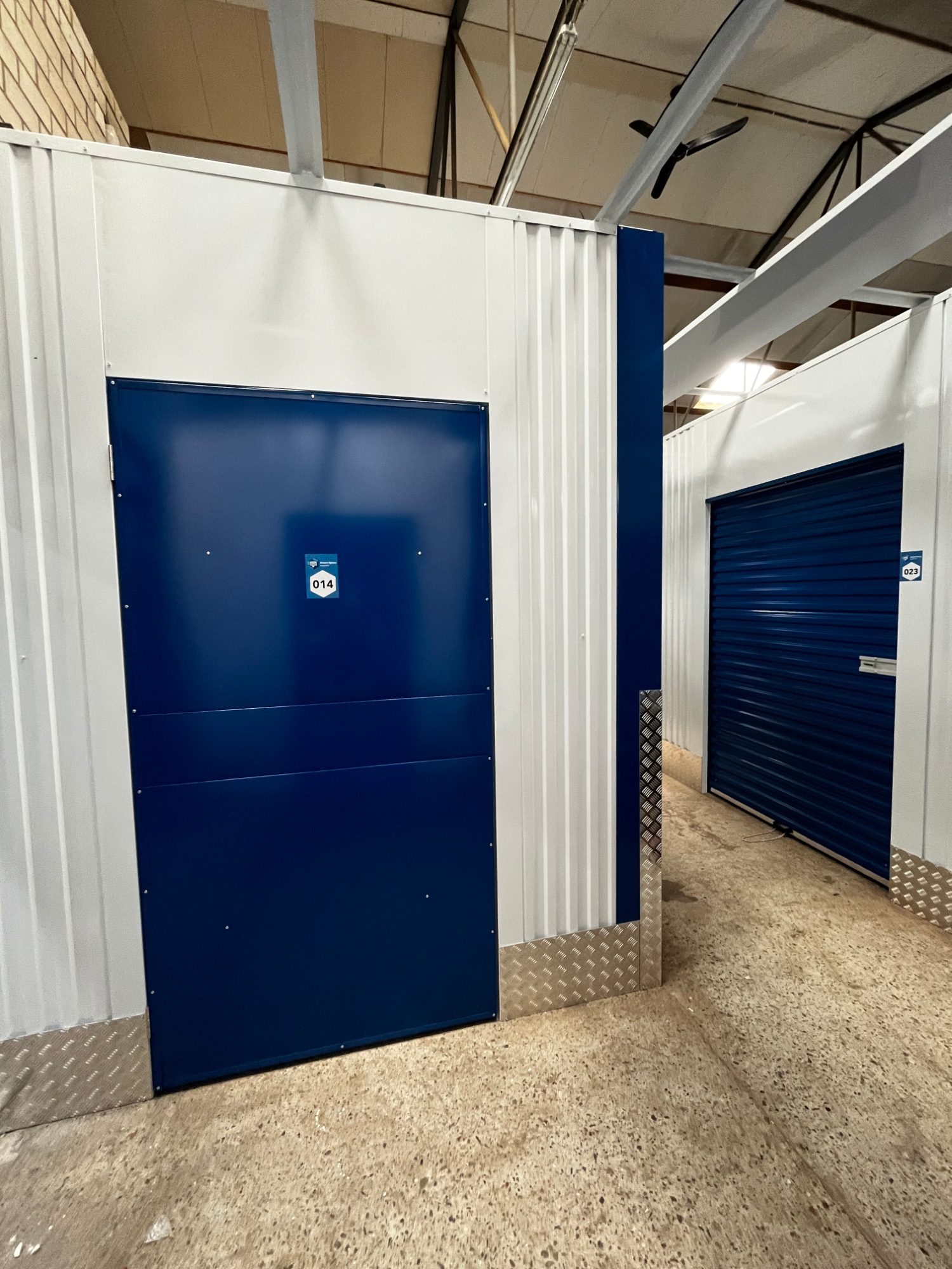 Opslagbox Medium 15 m³ (5 m²) in Geleen – Sittard-Geleen — foto 2 in Sittard-Geleen