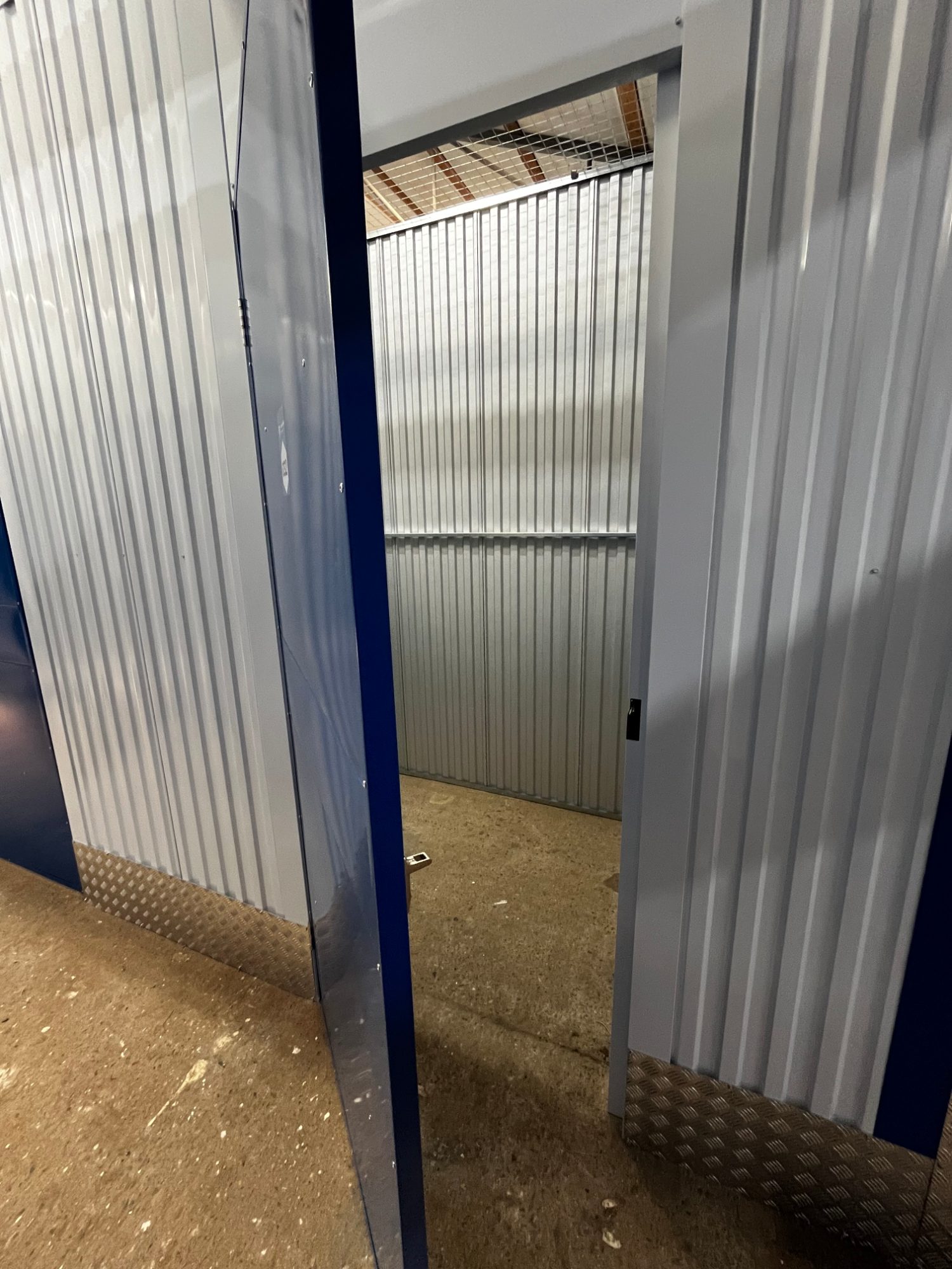 Opslagbox Medium+ 18 m³ (6 m²) in Geleen – Sittard-Geleen — foto 3 in Geleen